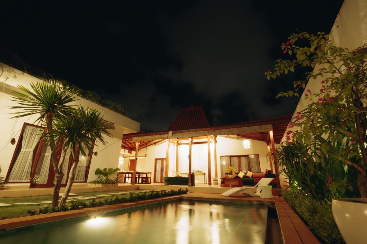 Villa Orked 3 With Family Room Seminyak Exterior foto