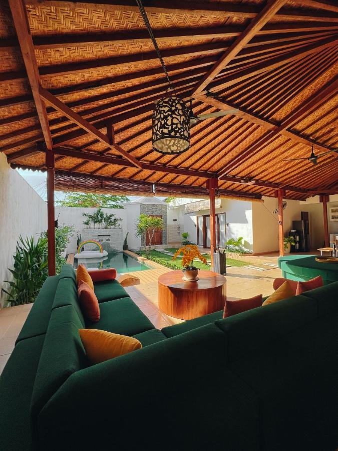 Villa Orked 3 With Family Room Seminyak Exterior foto