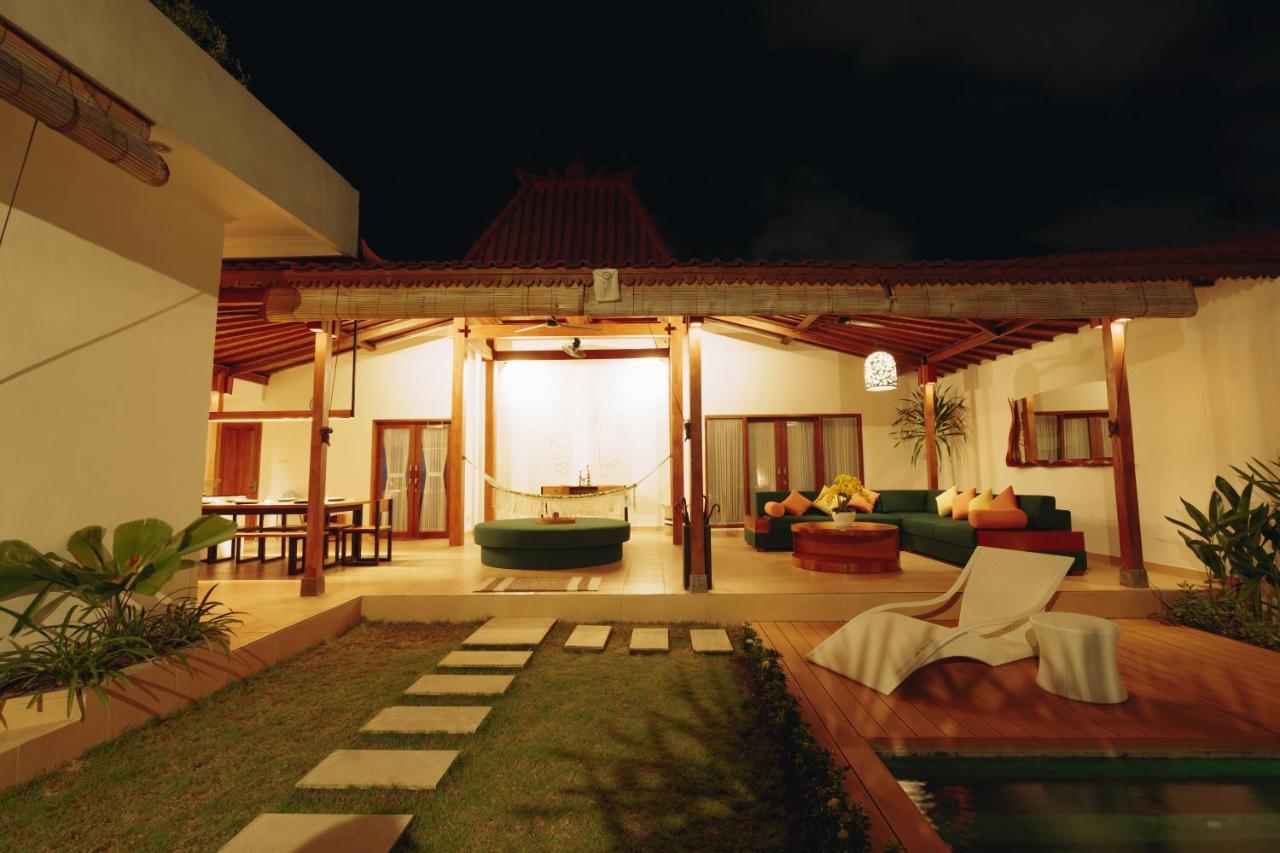 Villa Orked 3 With Family Room Seminyak Exterior foto